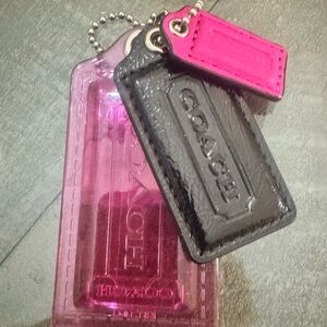 3️⃣ Coach Tags 🩷